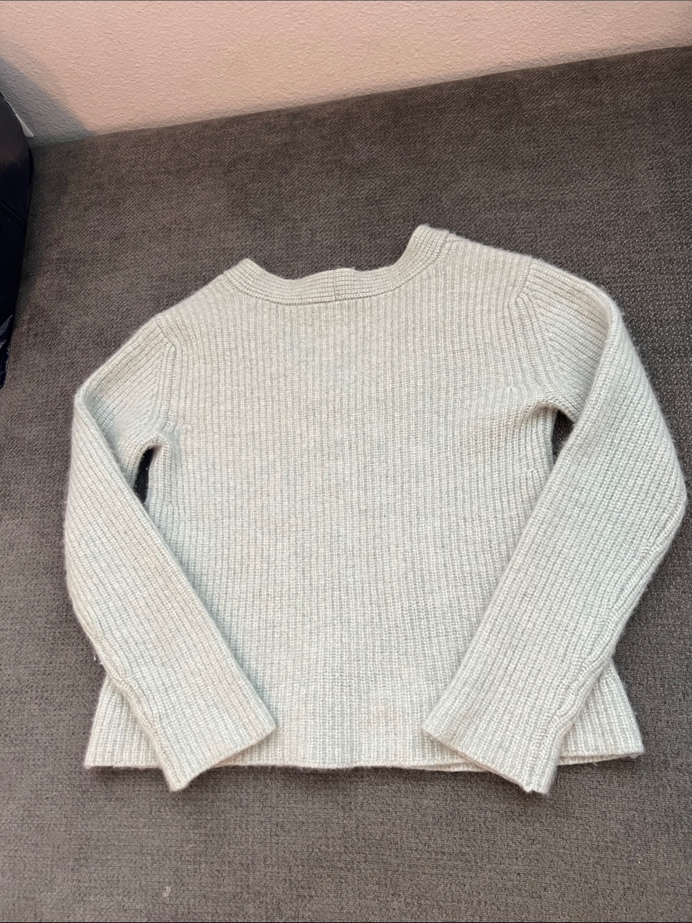 V-Neck Ribbed Women's Sweater in Light Mint - Picture 5 of 5